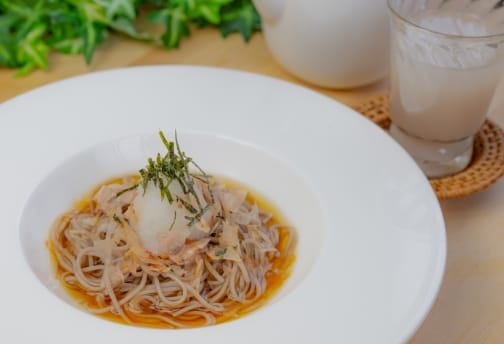 のど越し良し！ 風味良し！ 信州 けずりぶっかけそば　そば湯まで美味しいよ！