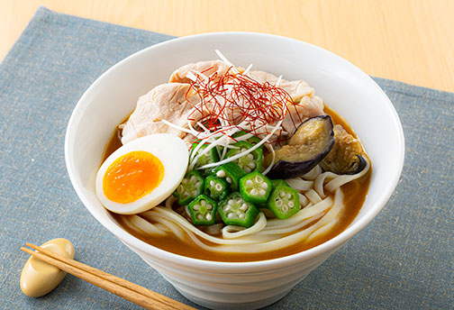 三元豚の冷やしだしカレーうどん